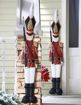 Metal Holiday Tin Soldier Wall Decoration